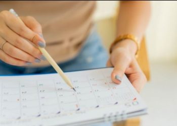 αργίες τριήμερα