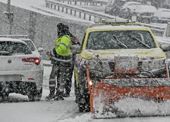 ΕΚΤΑΚΤΟ: Αποζημίωση 2.000 ευρώ σε κάθε οδηγό που εγκλωβίστηκε θα δώσει η Αττική Οδός