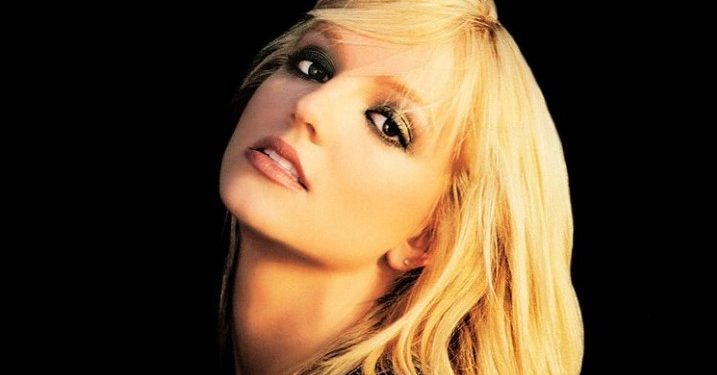 Η Μπρίνεϊ Σπίαρς ανακοίνωσε ότι απέβαλε