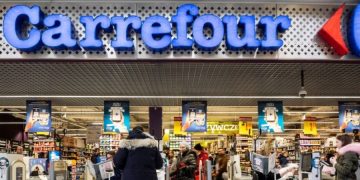 Επιστρέφουν τα Carrefour στην Ελλάδα