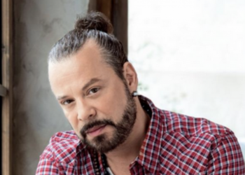 Χαμός στο twitter με το #δικο_σας_συναδελφοι: Ο Δάντης έγραψε στίχο που… δεν γράφεται! (φωτο, tweets)