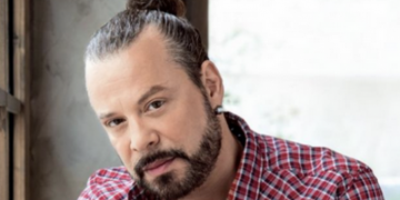 Alldaynews.gr Χαμός στο twitter με το #δικο_σας_συναδελφοι: Ο Δάντης έγραψε στίχο που… δεν γράφεται! (φωτο, tweets)