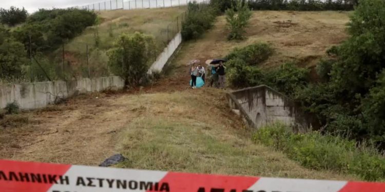 Alldaynews.gr Πέθανε στο εξοχικό του-Τραγικές φιγούρες η σύζυγος και ο γιος του που έφτασαν πρώτοι