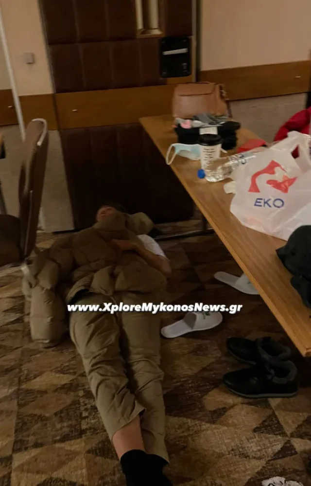 Αποκλεισμένοι στην Αττική Οδό κοιμούνται στα πατώματα ξενοδοχείου (φωτο)