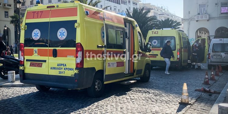 Θεσσαλονίκη: Άστεγος πέθανε από το κρύο (φωτο, video)