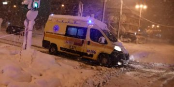 Alldaynews.gr Τραγωδία στα Μελίσσια: Γλίστρησε στον πάγο και Σκοτώθηκε