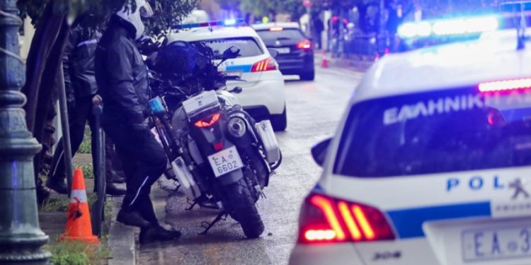 Alldaynews.gr «Μου είπε ότι ήταν δάσκαλος και στη συνέχεια serial killer», λέει η 28χρονη που κατήγγειλε απόπειρα βιασμού στον Καρέα