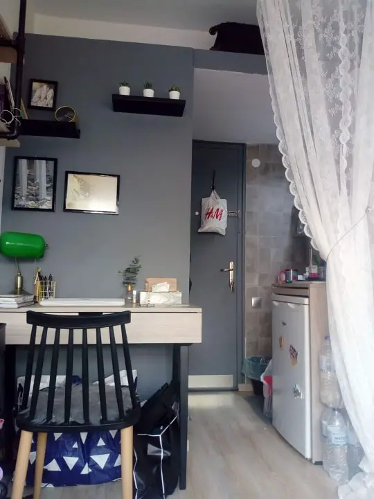 Θεσσαλονίκη: Ανακαίνισε δωμάτιο-τρώγλη στις εστίες σε υπέροχο σπίτι για την κόρη του (ΦΩΤΟ)