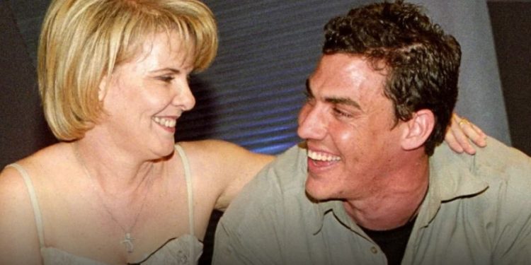 Τζώρτζης Μονογυιός: «Ράγισε» καρδιές το αντίο της μητέρας του