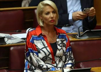Συντετριμμένη η Βουλευτής Κατερίνα Μονογυιού για τον ”Χαμό” του αδερφού της-«Είναι μεγάλος ο πόνος»