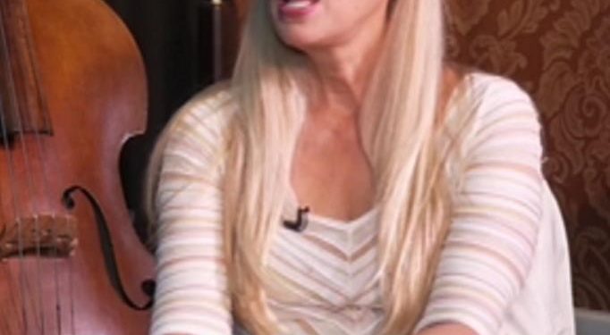 Από παρουσιάστρια δελτίων ειδήσεων στο Star, έγινε τραγουδίστρια