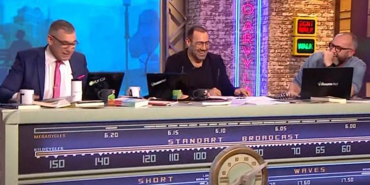 Alldaynews.gr Χαμός στο Twitter: Φίλοι της Νέας Δημοκρατίας κατά των «Ράδιο Αρβύλα» – «Για όλα σας φταίει η ΝΔ και ο Μητσοτάκης» (tweets, video)