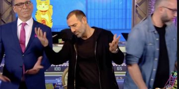 Ράδιο Αρβύλα: Πρεμιέρα σαν να μην τρέχει τίποτα και «μπηχτές» κατά της κυβέρνησης