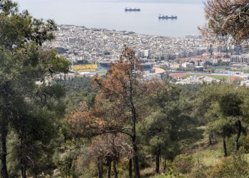 Θεσσαλονίκη: Από που μπορεί να προέρχεται ο απόκοσμος ήχος – Συνεχίζεται το θρίλερ (vids)