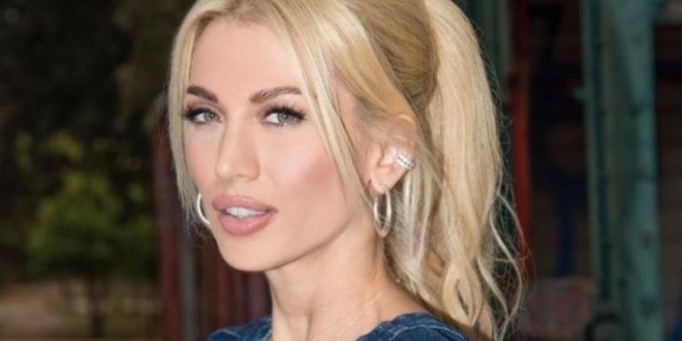 Alldaynews.gr Με κορωνοϊό και η Κωνσταντίνα Σπυροπούλου