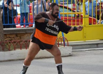 Γιώργος Τρομάρας: Στην εντατική σε κρίσιμη κατάσταση-Συντετριμμένος ο γιος του