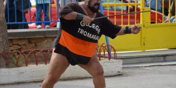 Alldaynews.gr Γιώργος Τρομάρας: Στην εντατική σε κρίσιμη κατάσταση-Συντετριμμένος ο γιος του