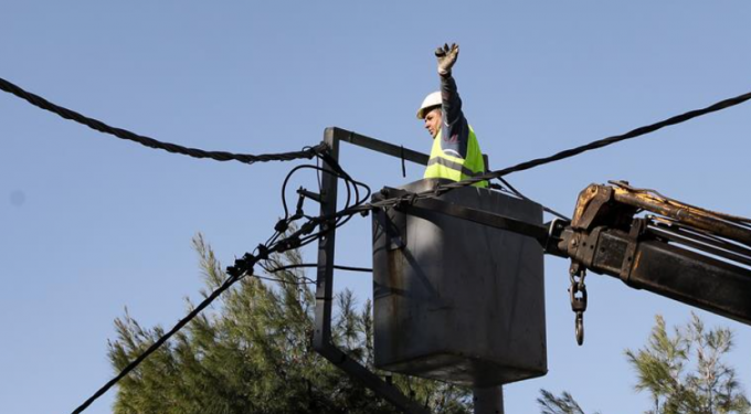 Alldaynews.gr Πώς θα δοθούν αποζημιώσεις σε όσους έμειναν χωρίς ρεύμα λόγω κακοκαιρίας; (video)