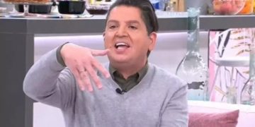 Alldaynews.gr Ο Γιάννης Πουλόπουλος αποκάλυψε στον αέρα τον γάμο του