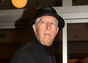 Τζούμας σε δημοσιογράφο που χαρακτήρισε κατάπτυστα τα λεγόμενά του: «Σιγά που σε εξόργισε! Άντε από εδώ…» (video)