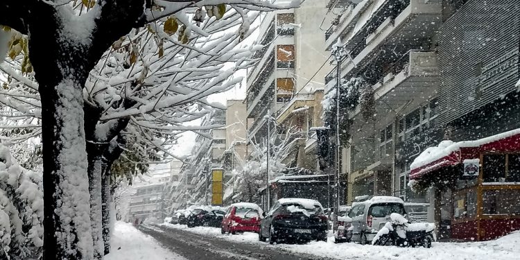 Alldaynews.gr Μήνυμα από το 112 στην Αθήνα – Προειδοποιεί για πολύ έντονες χιονοπτώσεις