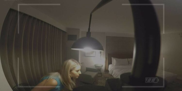 Πάτρα: Κομμώτρια έβαλε κάμερες ασφαλείας σπίτι της για να δει την καθηγήτρια Αγγλικών του παιδιού της