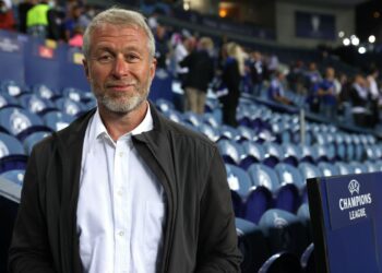 Πόλεμος στην Ουκρανία: «Βόμβα» από τον Ρομάν Αμπράμοβιτς – Αφήνει την Τσέλσι