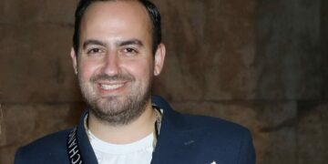 Alldaynews.gr Μαυρίκιος Μαυρικίου: 3 άτομα που έχουν ακούσει όλοι, αλλά κανείς δε γνωρίζει τι δουλειά κάνουν