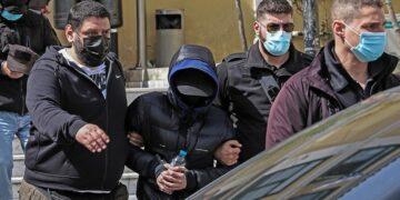 ΕΚΤΑΚΤΟ: Συνελήφθη ξανά ο Μένιος Φουρθιώτης, οδηγείται στον Κορυδαλλό