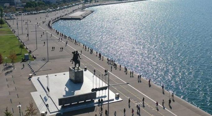 Alldaynews.gr Ο Guardian ταξίδεψε στη Θεσσαλονίκη και εκστασιάστηκε – Ύμνοι για το φαγητό της πόλης