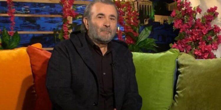 Alldaynews.gr Λάκης Λαζόπουλος για Ράδιο Αρβύλα: «Τους χάλασε το γλυκό ο Στάθης Παναγιωτόπουλος» (video)