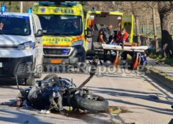 Λαμία: Στη ΜΕΘ το ένα παιδί από το τροχαίο στη Λ. Καλυβίων[Σοκαριστικές Εικόνες]