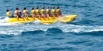 Alldaynews.gr Ένοχος ο χειριστής του σκάφους και οι υπεύθυνοι της επιχείρησης για τον θάνατο του 10χρονου Μιχαήλ στη Μύκονο