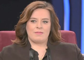 Γωγώ Τσαμπά: «Γδύθηκε μπροστά μου και ήθελε να του υπογράψω στην ….»[video]