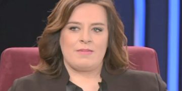 Γωγώ Τσαμπά: «Γδύθηκε μπροστά μου και ήθελε να του υπογράψω στην ….»[video]