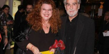 Alldaynews.gr Βαρύ πένθος για την παρουσιάστρια της ΕΡΤ, Αθηνά Καμπάκογλου-Έχασε αγαπημένο της πρόσωπο