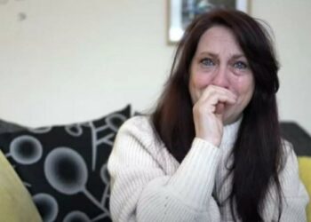 Μητέρα ερωτεύτηκε μέσω Facebook και παράτησε άνδρα και παιδί – Της έφαγε 95 χιλιάδες ευρώ και εξαφανίστηκε