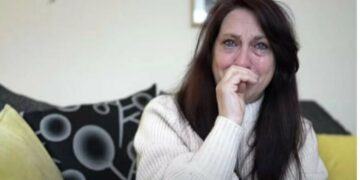 Μητέρα ερωτεύτηκε μέσω Facebook και παράτησε άνδρα και παιδί – Της έφαγε 95 χιλιάδες ευρώ και εξαφανίστηκε