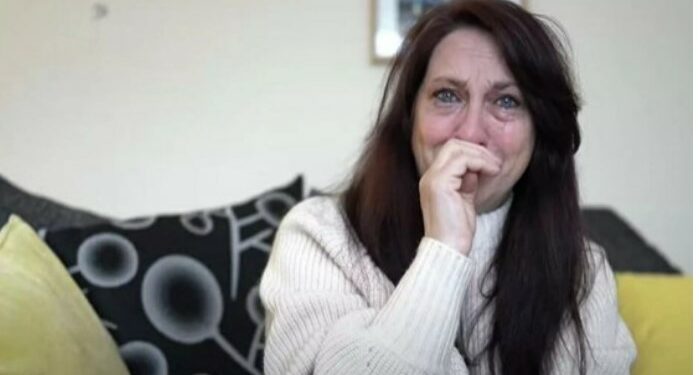 Μητέρα ερωτεύτηκε μέσω Facebook και παράτησε άνδρα και παιδί – Της έφαγε 95 χιλιάδες ευρώ και εξαφανίστηκε