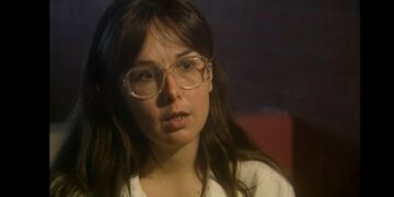 Σύνδρομο Μινχάουζεν: Η ιστορία της Τάνια Ρέιντ που έστειλε 18 φορές στο νοσοκομείο τον  γιο της μέσα σε δύο χρόνια