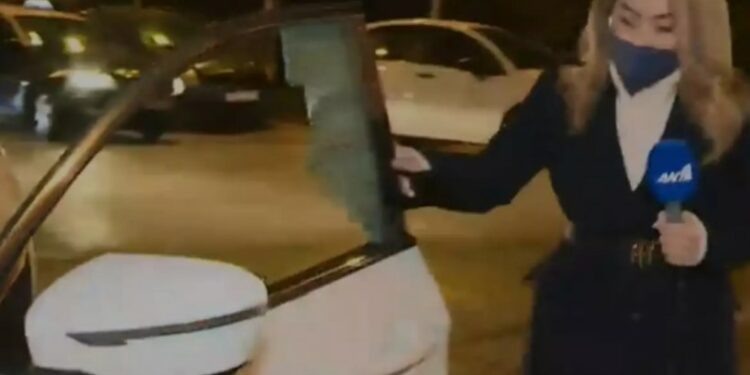 Έσπασαν αυτοκίνητο συνεργείου του ΑΝΤ1 on air για να κλέψουν μια τσάντα