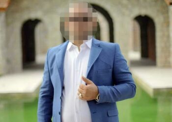 Αυτός είναι ο γνωστός τραγουδιστής που συνελήφθη για ναρκωτικά στην Αρτέμιδα