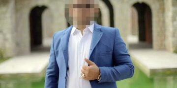 Αυτός είναι ο γνωστός τραγουδιστής που συνελήφθη για ναρκωτικά στην Αρτέμιδα