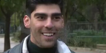 Alldaynews.gr Θάνος Δημητρίου: «Δέχομαι πολύ Gay φλέρτ-Έχω συνευρεθεί ερωτικά και στο πάρκο εδώ που βρισκόμαστε»