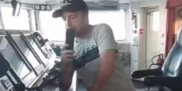 Πόλεμος στην Ουκρανία: Γεωργιανός απαντά «άντε γ@@@σου» σε ρωσικό πλοίο που ζητά ανεφοδιασμό