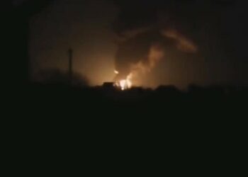 Κίεβο-Τώρα: Η μητέρα των μαχών – Ξεκίνησε ο πιο ισχυρός βομβαρδισμός