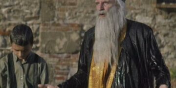 Alldaynews.gr Άγιος Παΐσιος: Η σκηνή με τους πρόσφυγες που μας έκανε να ντραπούμε και η ερμηνεία του Τσακίρογλου να ανατριχιάσουμε!