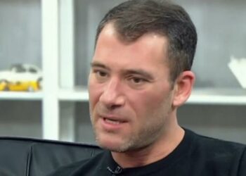 Αντίνοος Αλμπάνης για τον καρκίνο: Έχω δει τους διπλανούς μου στους θαλάμους, ξέρω τι σημαίνει να θες μια παρηγοριά