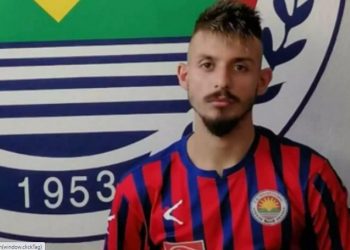 Θρήνος για τον 22χρονο Αλέξανδρο-Ξεψύχησε μπροστά στα μάτια της μητέρας του, λίγο πριν τα γενέθλιά του