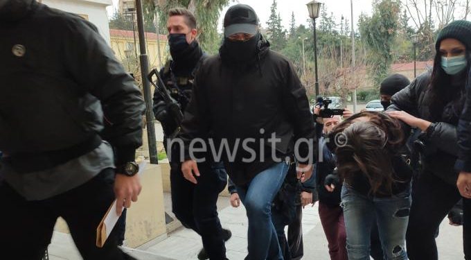 Alldaynews.gr Κυψέλη: Στα δικαστήρια η μητέρα που σκότωσε τον 7χρονο γιο της και έκρυβε το πτώμα του – Το χρονικό της φρίκης